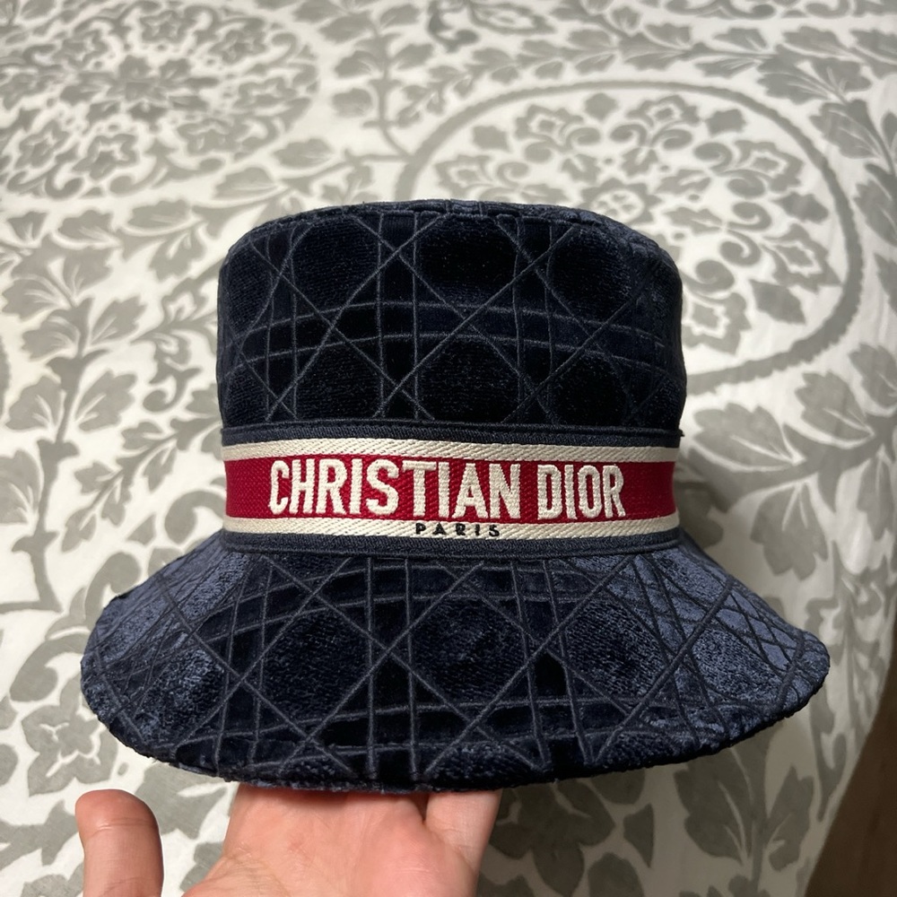 Christian Dior bucket hat
